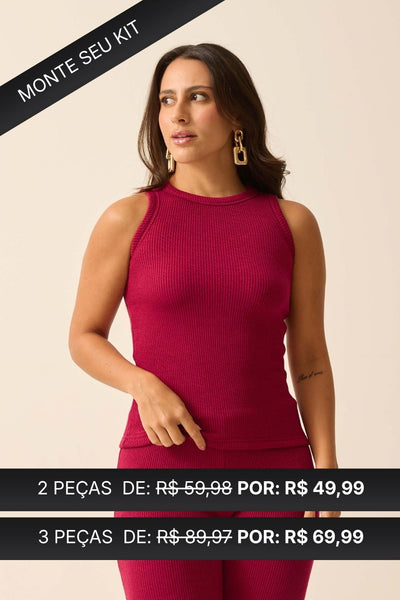 REGATA COM DECOTE REDONDO MALHA ONDAS VINHO