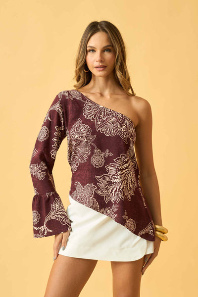 BLUSA ASSIMETRICA UM OMBRO SO FLOR DE RENDA VINHO