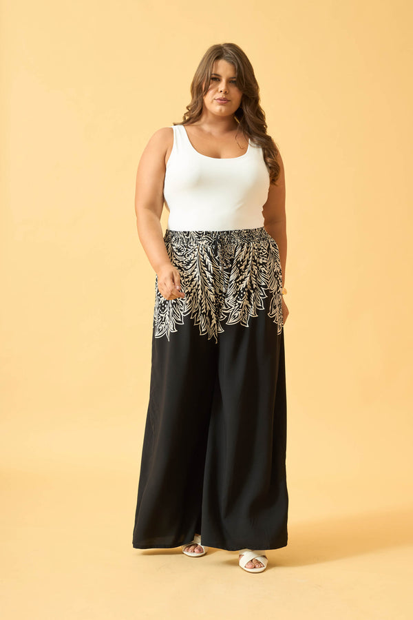 CALCA PANTALONA COM BOLSO RENDA
