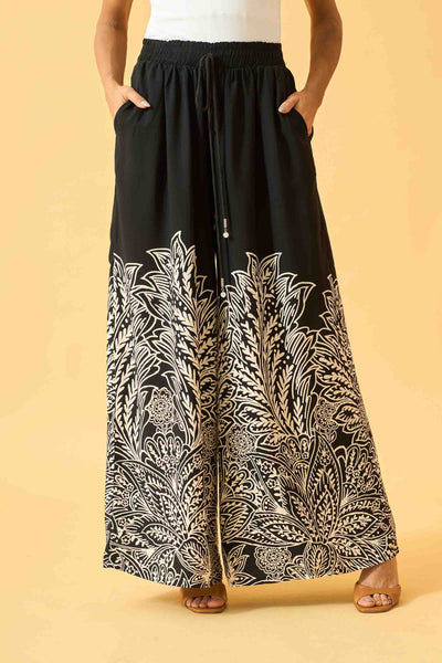 CALCA PANTALONA COM BOLSO RENDA