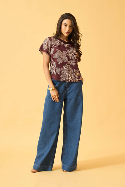 BLUSA COM MANGA CURTA COM GOLA FLOR DE RENDA VINHO