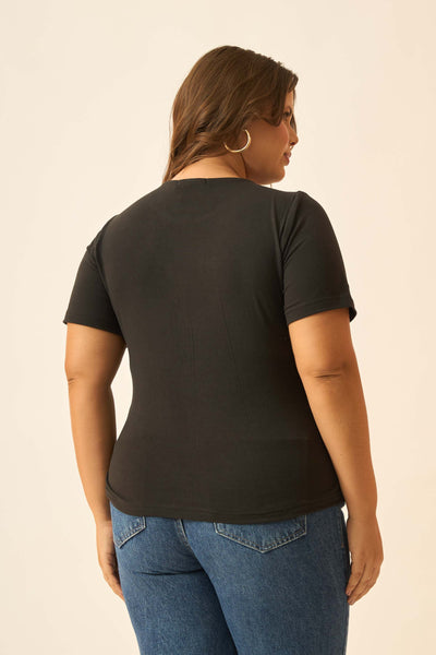 BLUSA COM MANGA CURTA PRETO