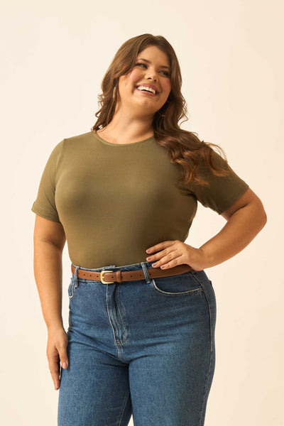 BLUSA COM MANGA CURTA OLIVA ESCURO