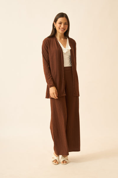 CALÇA RETA COM BOLSO JACQUARD TRANÇADO CAPPUCCINO