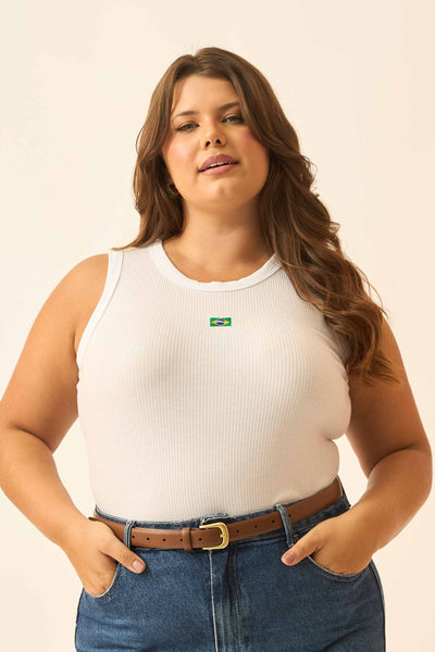 REGATA COM BORDADO RIBANA CANELADA BRANCO