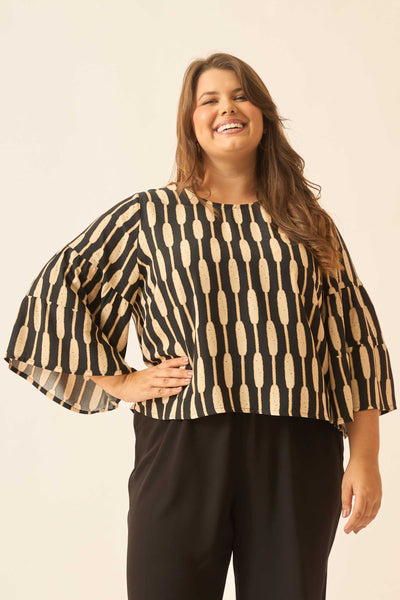 BLUSA MANGA COM BABADOS BAMBOO PRETO