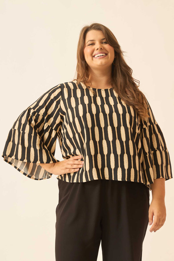 BLUSA MANGA COM BABADOS BAMBOO PRETO