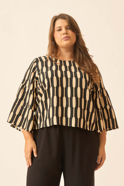 BLUSA MANGA COM BABADOS BAMBOO PRETO