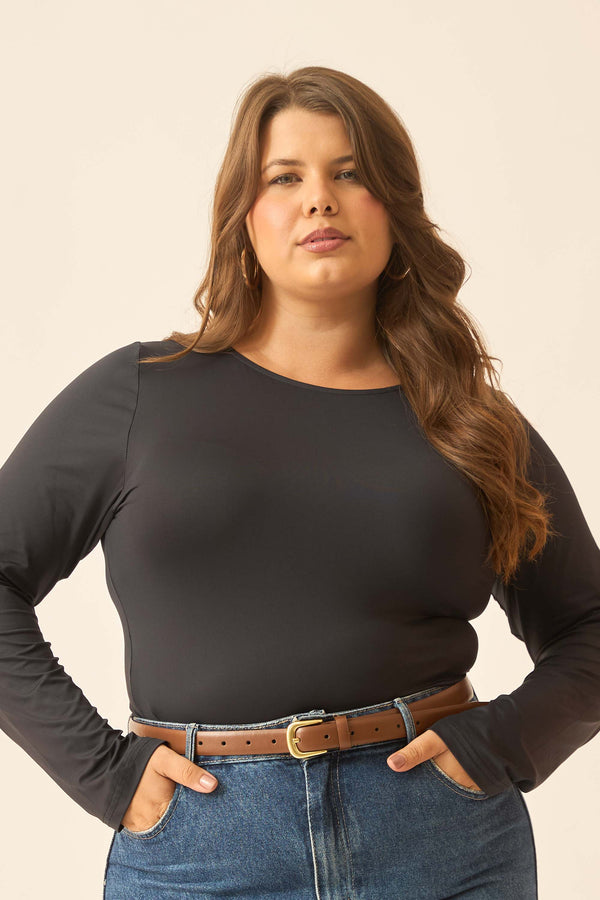 BLUSA COM MANGA LONGA E DECOTE REDONDO PRETO