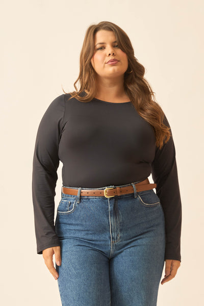 BLUSA COM MANGA LONGA E DECOTE REDONDO PRETO