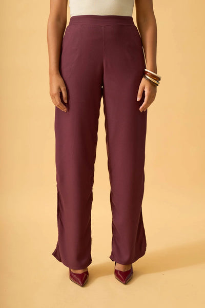 CALCA RETA COM BOLSO VISCOSE CREPADA ROXO FRUTADO
