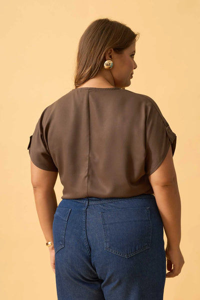 BLUSA COM BOTAO TWILL TERRA ESCURA
