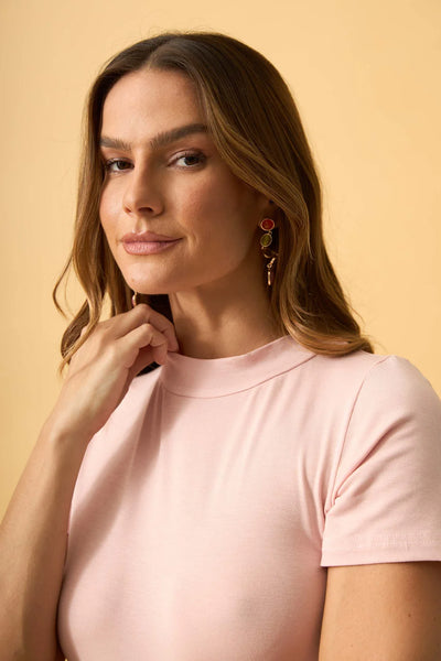 BLUSA MODAL COM GOLA ROSA SUAVE