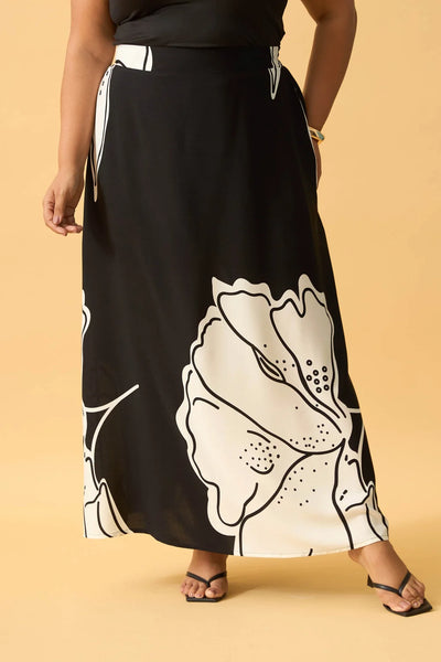 SAIA LONGA FLOR LEQUE PRETO