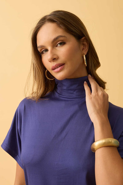 BLUSA COM GOLA SUEDE LIGHT AZUL CREPUSCULO