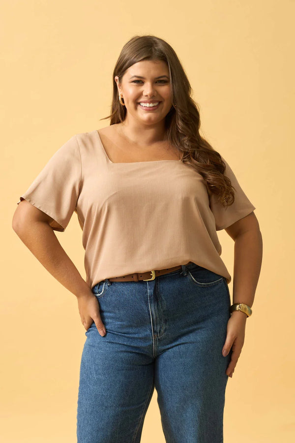 BLUSA COM DECOTE QUADRADO SLUB LISO CASTOR