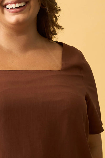 BLUSA COM DECOTE QUADRADO SLUB LISO CAPPUCCINO