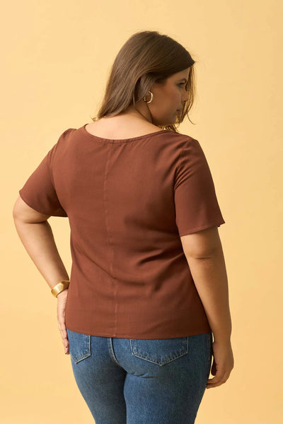 BLUSA COM DECOTE QUADRADO SLUB LISO CAPPUCCINO