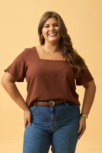 BLUSA COM DECOTE QUADRADO SLUB LISO CAPPUCCINO