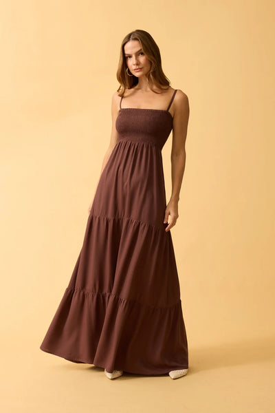 VESTIDO LONGO COM BABADOS SLUB LISO MARROM ESCURO