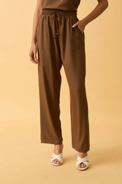 CALCA CENOURA COM BOLSO TWILL CAPPUCCINO