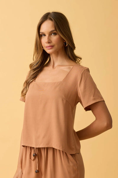 BLUSA COM DECOTE QUADRADO TWILL CANELA