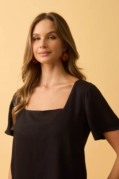 BLUSA COM DECOTE QUADRADO TWILL PRETO