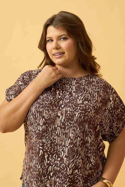BLUSA COM MANGA JAPONESA ANIMAL PRINT I MARROM