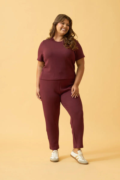 BLUSA COM MANGA CURTA RAGLAN MOLETINHO VINHO