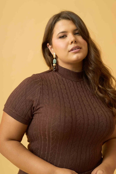 BLUSA COM GOLA JACQUARD DUBLIN MARROM ESCURO