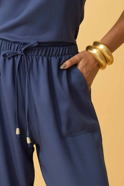 CALCA RETA COM BOLSO TWILL AZUL BLUEPRINT