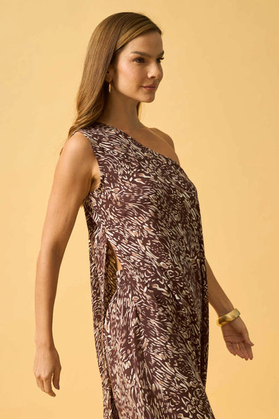 BLUSA ASSIMETRICA UM OMBRO SO ANIMAL PRINT I MARROM