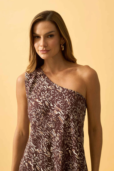 BLUSA ASSIMETRICA UM OMBRO SO ANIMAL PRINT I MARROM