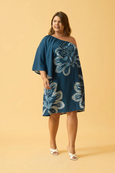 VESTIDO CURTO UM OMBRO SO MAXI FLOR BORDADO