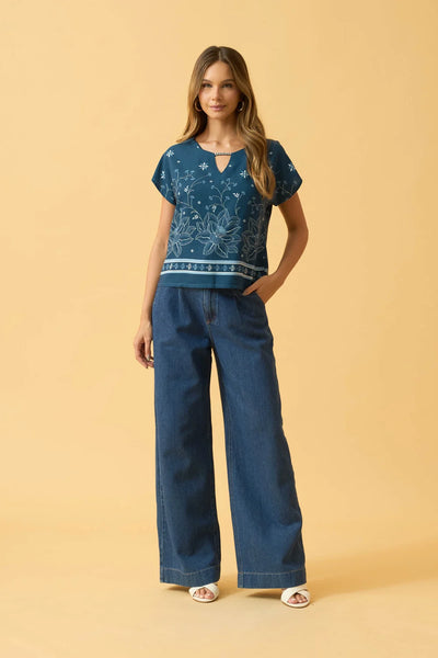 BLUSA MANGA JAPONESA JARDIM BORDADO
