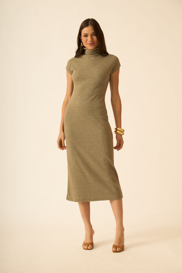 VESTIDO MIDI CANELADO CONFORT VERDE BALI