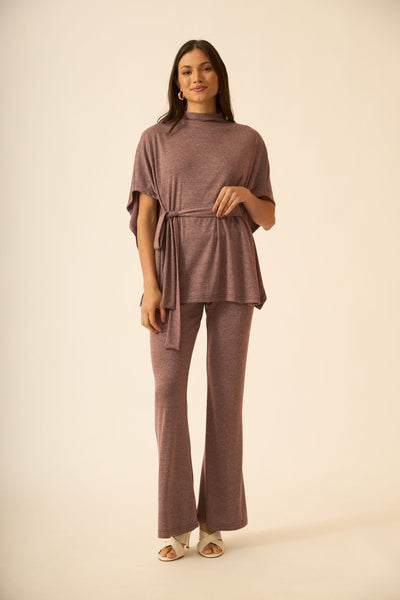 BLUSA PONCHO COM AMARRACAO CANELADO VINHO