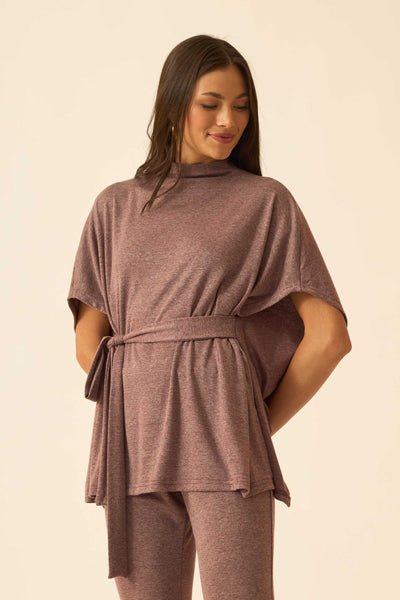 BLUSA PONCHO COM AMARRACAO CANELADO VINHO