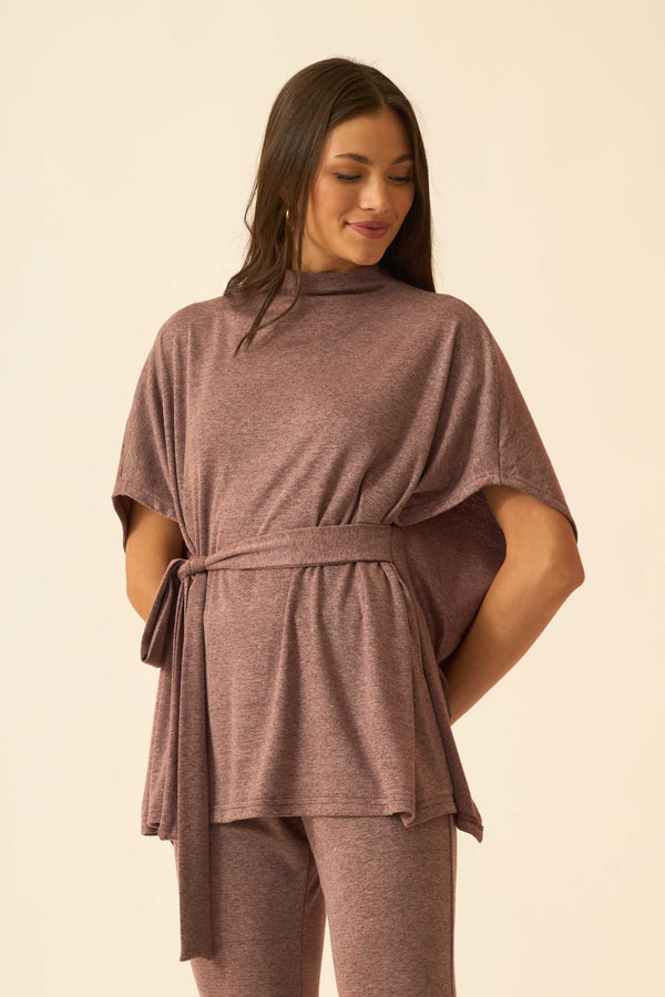 BLUSA PONCHO COM AMARRACAO CANELADO VINHO