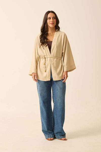 KIMONO COM MANGA LONGA E CADARÇO BEGE