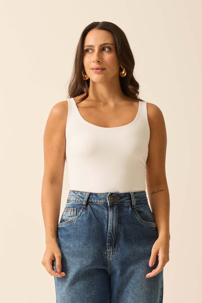 CAMISETA DECOTE U EM POLIAMIDA OFF