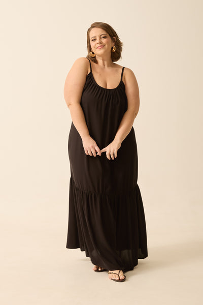 VESTIDO LONGO CROPPED COM BABADO PRETO