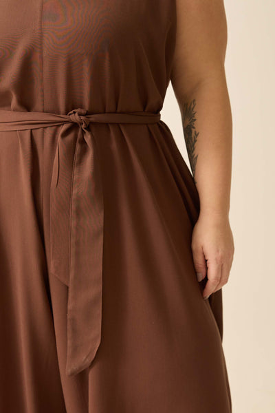 MACACÃO COM FAIXA E BOLSO VISCOSE LISA TRUFA