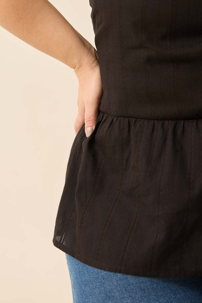 BLUSA COM ALÇA PEPLUM BORDADO LISTRAS PRETO