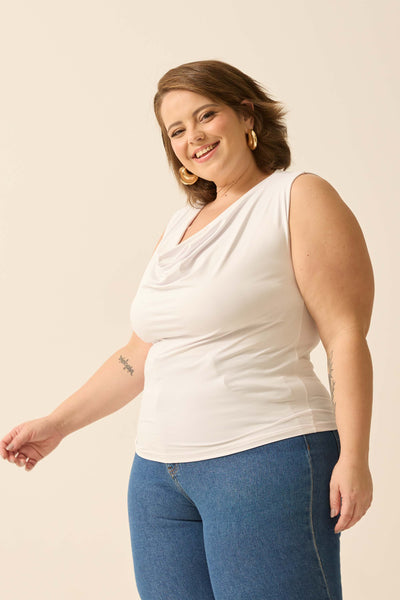 BLUSA COM DECOTE DEGAGÊ EM POLIAMIDA OFF