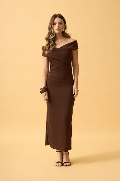 VESTIDO MIDI OMBRO A OMBRO TRANSPASSADO MARROM CAFE