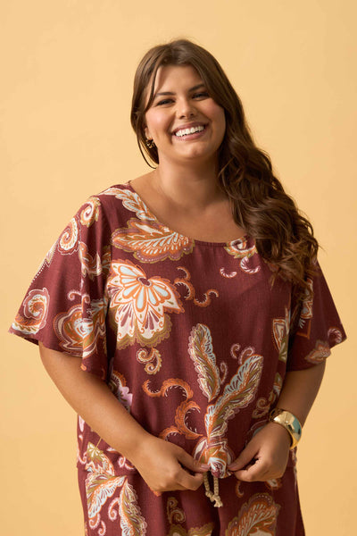BLUSA COM DECOTE REDONDO FLOR DE VENTO