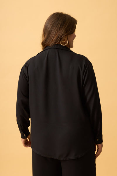 BLUSA SOCIAL COM BOTOES EM VISCOSE PRETO