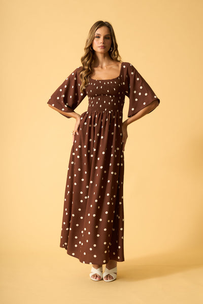 VESTIDO LONGO COM DECOTE QUADRADO MAXI POA MARROM