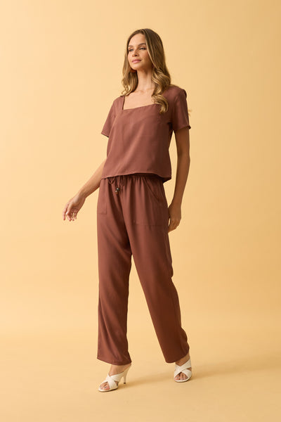 CALCA CENOURA COM BOLSO TWILL CAPPUCCINO